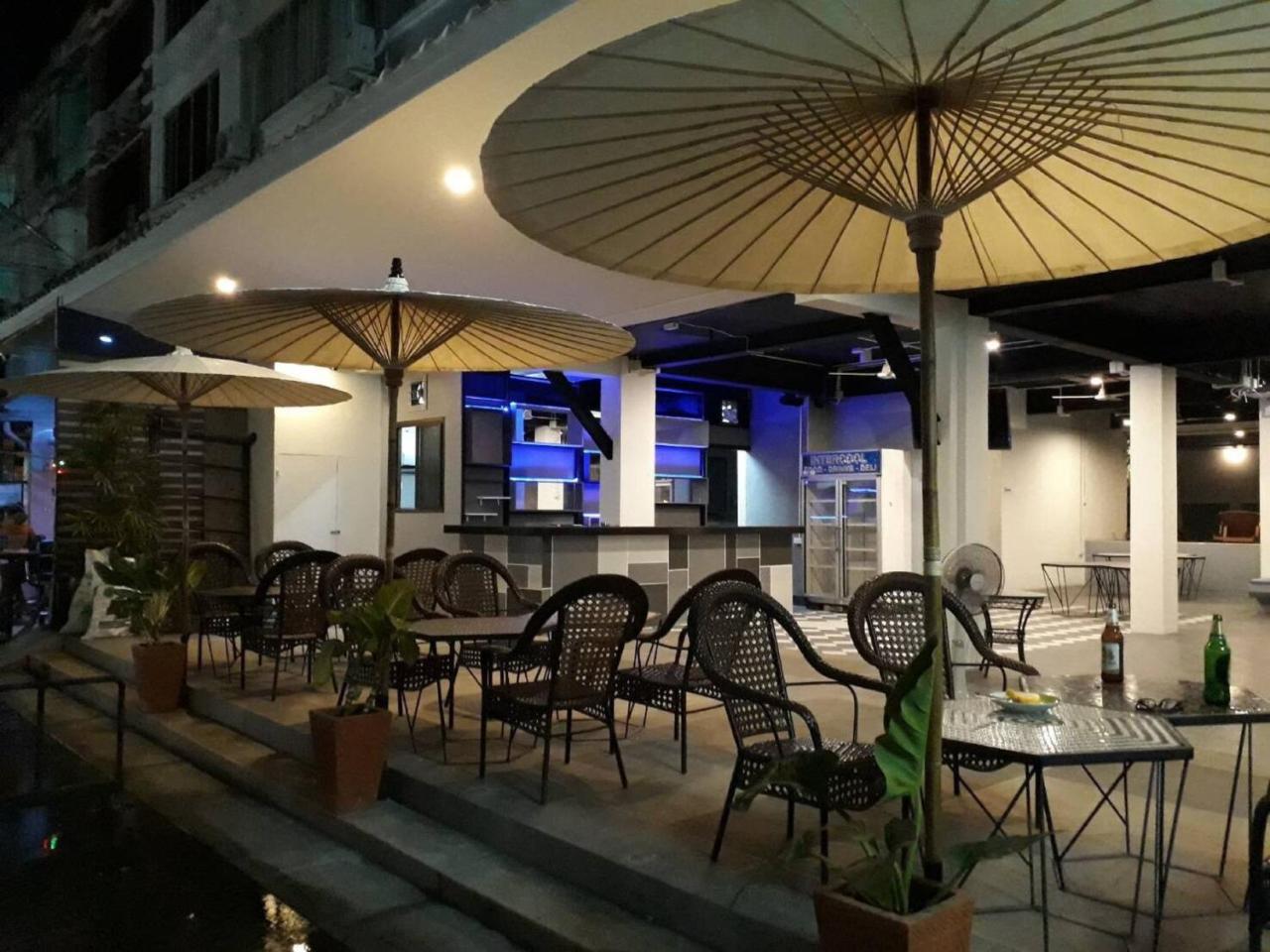 Happy Bou Jomtien Pattaya Exterior foto